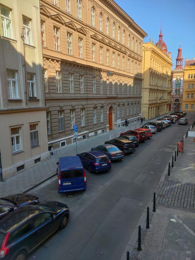Dali Wenceslas Square Apartment Прага Екстер'єр фото